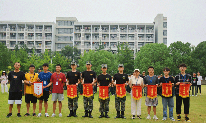 杭州軍事夏令營(yíng)在哪里