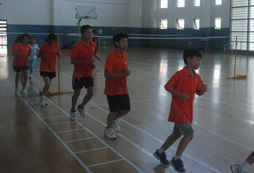 杭州夏令營教你如何選購羽毛球拍