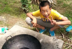  杭州夏令營讓您的孩子體驗“荒野求生”