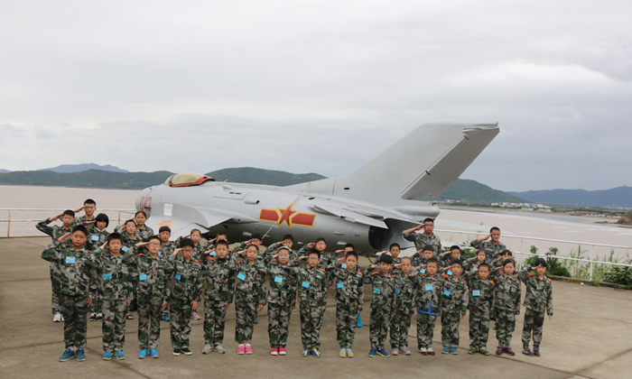 杭州軍事夏令營.jpg