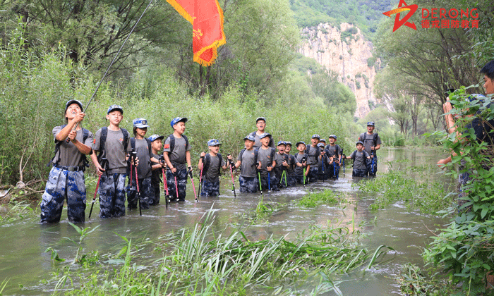河北軍事夏令營(yíng)價(jià)格