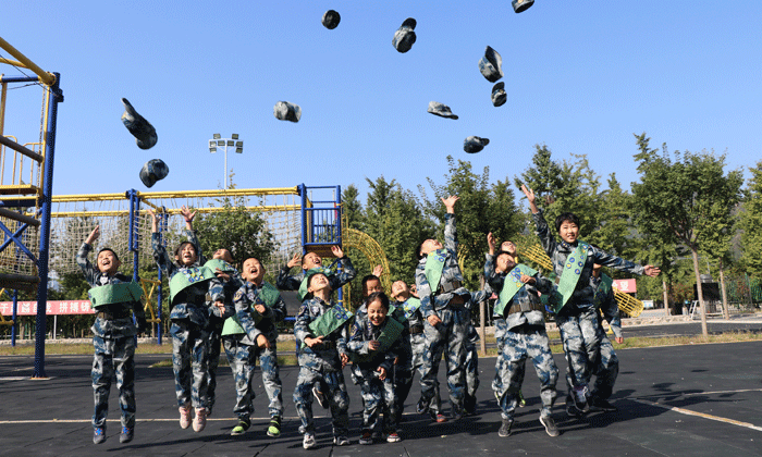 河北軍事夏令營(yíng)的課程體系有些什么.gif