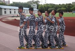 暑期合肥軍事夏令營(yíng)的特色是什么？