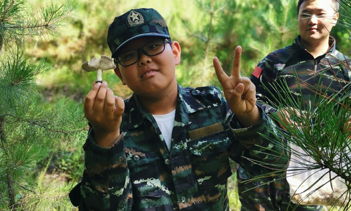 合肥軍事夏令營讓孩子改掉不良習(xí)慣