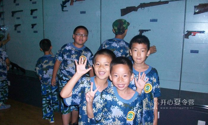 參加合肥少兒軍事化夏令營發(fā)現不一樣的自己！