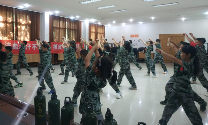合肥小學(xué)生軍事夏令營口碑