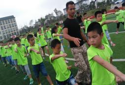 參加黑龍江軍事夏令營是孩子度過假期的最好方式