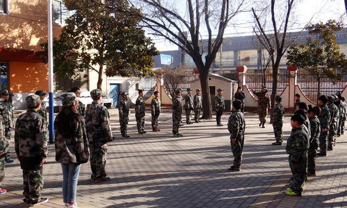 林州軍事夏令營(yíng)