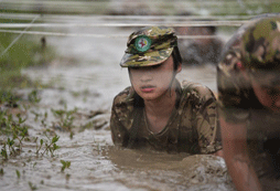 河南女子軍事夏令營(yíng)的課程亮點(diǎn)！