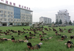 2017河南軍事夏令營(yíng)有什么優(yōu)惠活動(dòng)？