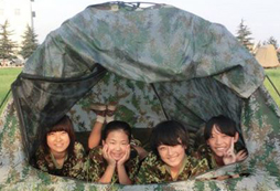 女孩能參加什么樣的夏令營(yíng)？