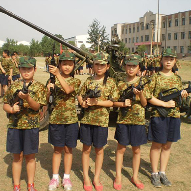 孩子不愿意參加河南軍事夏令營(yíng)家長(zhǎng)該怎么辦