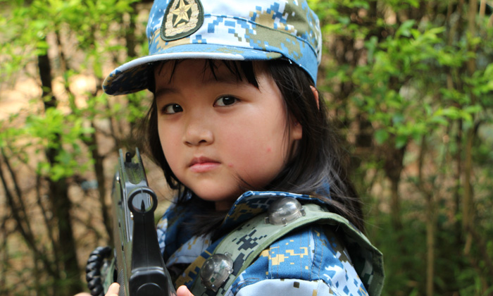 通過軍事化的培訓(xùn)提高自己的品質(zhì)