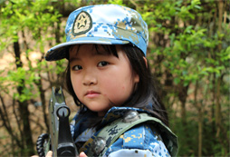 通過軍事化的培訓(xùn)提高自己的品質(zhì)