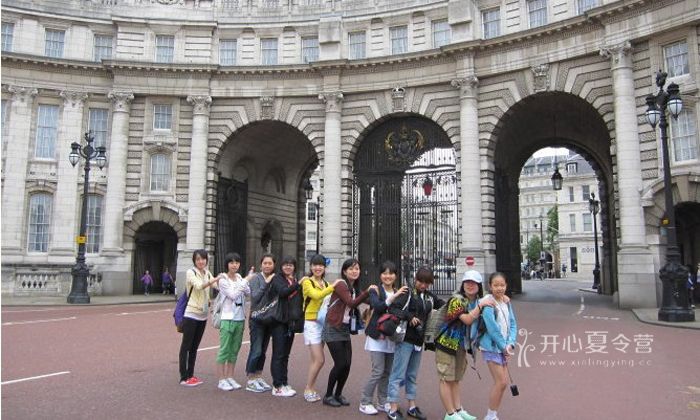 我們在環(huán)球英國的游學合影