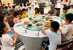 豐盛午餐