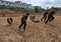 華南軍事夏令營(yíng)的“八大秘籍”