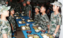 華中軍事夏令營(yíng)的食宿標(biāo)準(zhǔn)如何？