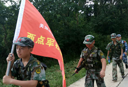 這個(gè)夏天,華中夏令營(yíng)給你一個(gè)收獲滿滿的假期
