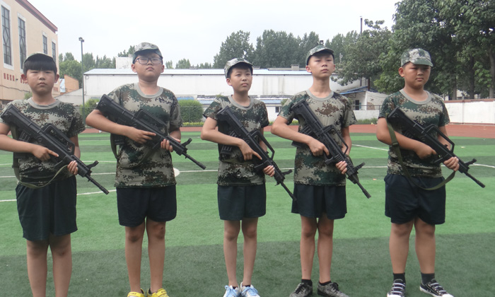 河南軍事拓展夏令營