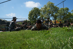 這個(gè)假期華中軍事夏令營帶你歡樂一夏