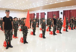 湖北赤壁軍事夏令營(yíng)幫助孩子挑戰(zhàn)自我