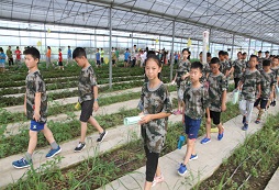 湖北軍事夏令營(yíng)讓孩子在暑期茁壯成長(zhǎng)