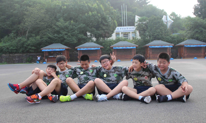 湖北青少年軍事訓(xùn)練基地夏令營(yíng)怎么樣？