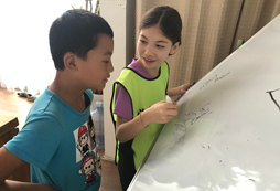 參加呼和浩特兒童夏令營讓兒童勵(lì)志成長