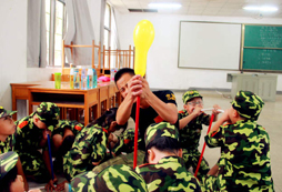 參加湖南軍事夏令營有什么優(yōu)惠活動？
