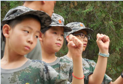 湖南軍事夏令營告誡家長對待孩子要寬松靈活