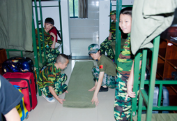 參加湖南夏令營讓嘹亮軍歌成為暑假最美的旋律