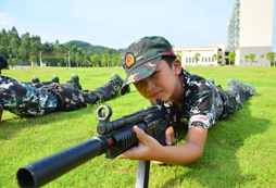 為什么家長(zhǎng)都選擇軍事拓展夏令營(yíng)