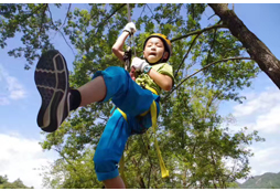 軍事拓展夏令營幫助青少年改善不良習(xí)慣
