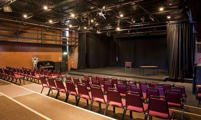 Theatre - 副本.jpg