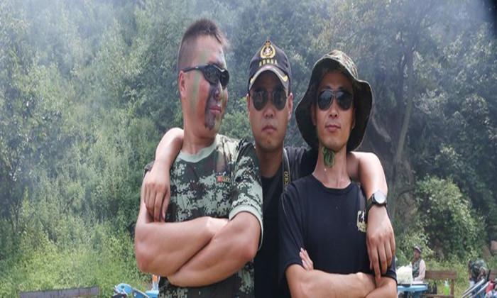  巨峰軍事夏令營營員與教練的合影