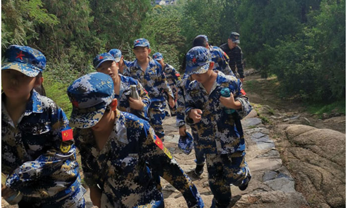 跋山涉水