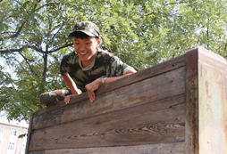 巨峰軍事夏令營給孩子一個快樂的暑假生活！