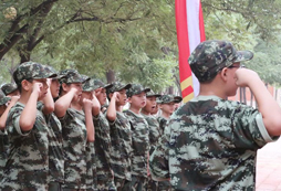 巨峰成長軍事夏令營給你一次真正軍人的體驗(yàn)
