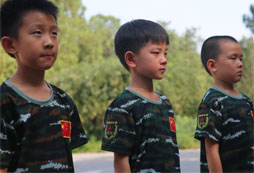 巨峰軍事夏令營(yíng)有哪些安全保障？