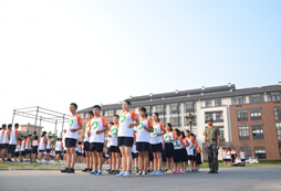 培養(yǎng)青少年全面健康成長(zhǎng)