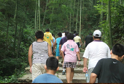 夏令營重塑孩子減肥信心體驗(yàn)成功減肥