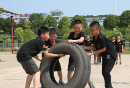 江西省青少年軍事夏令營在哪里報名？