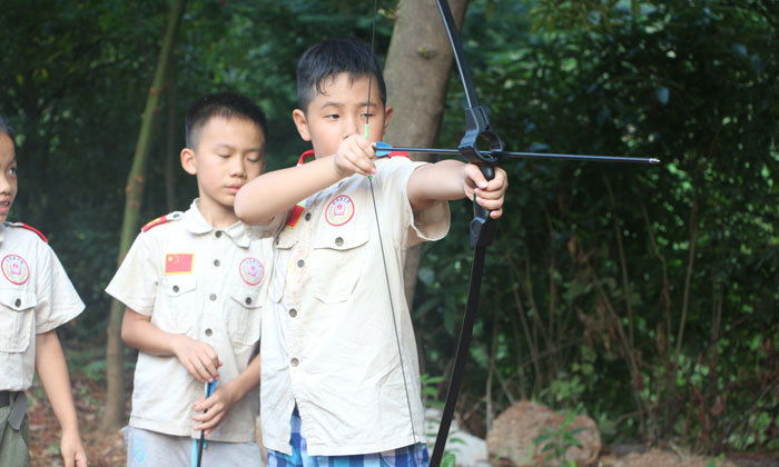 江西軍事夏令營(yíng)費(fèi)用