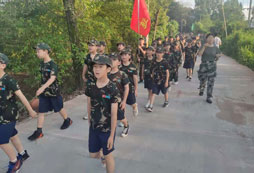 江西軍事夏令營(yíng)讓孩子收獲什么？