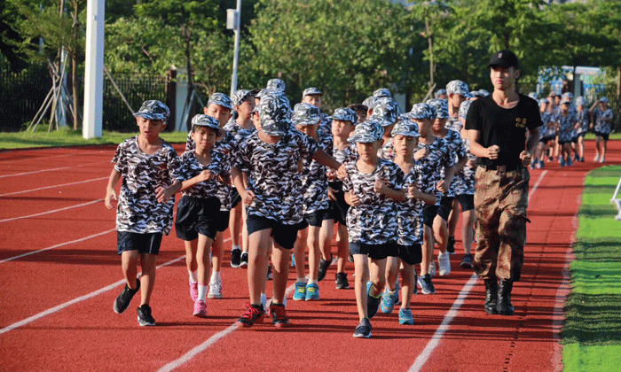 江西軍事夏令營.gif