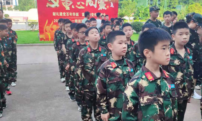 江西軍事夏令營(yíng).jpg