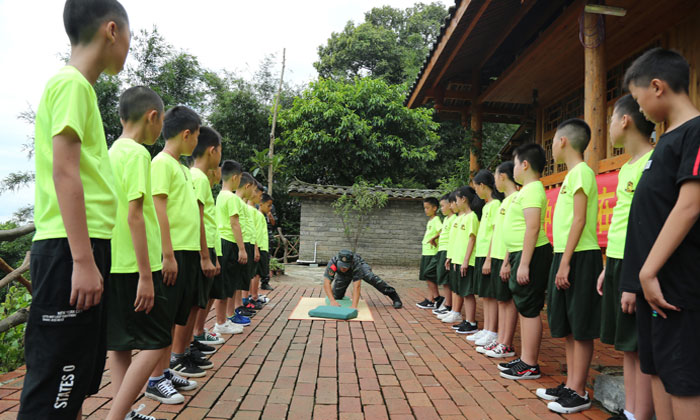吉安暑假軍事夏令營給孩子全新的活動體驗