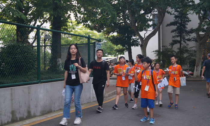 假日拓展夏令營安全,拓展夏令營安全.jpg
