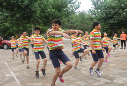 中小學(xué)生參加假日游學(xué)夏令營的好處